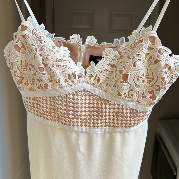 Theory - lace/ silk top - NWOT - Size 2 - Picture 5 of 12